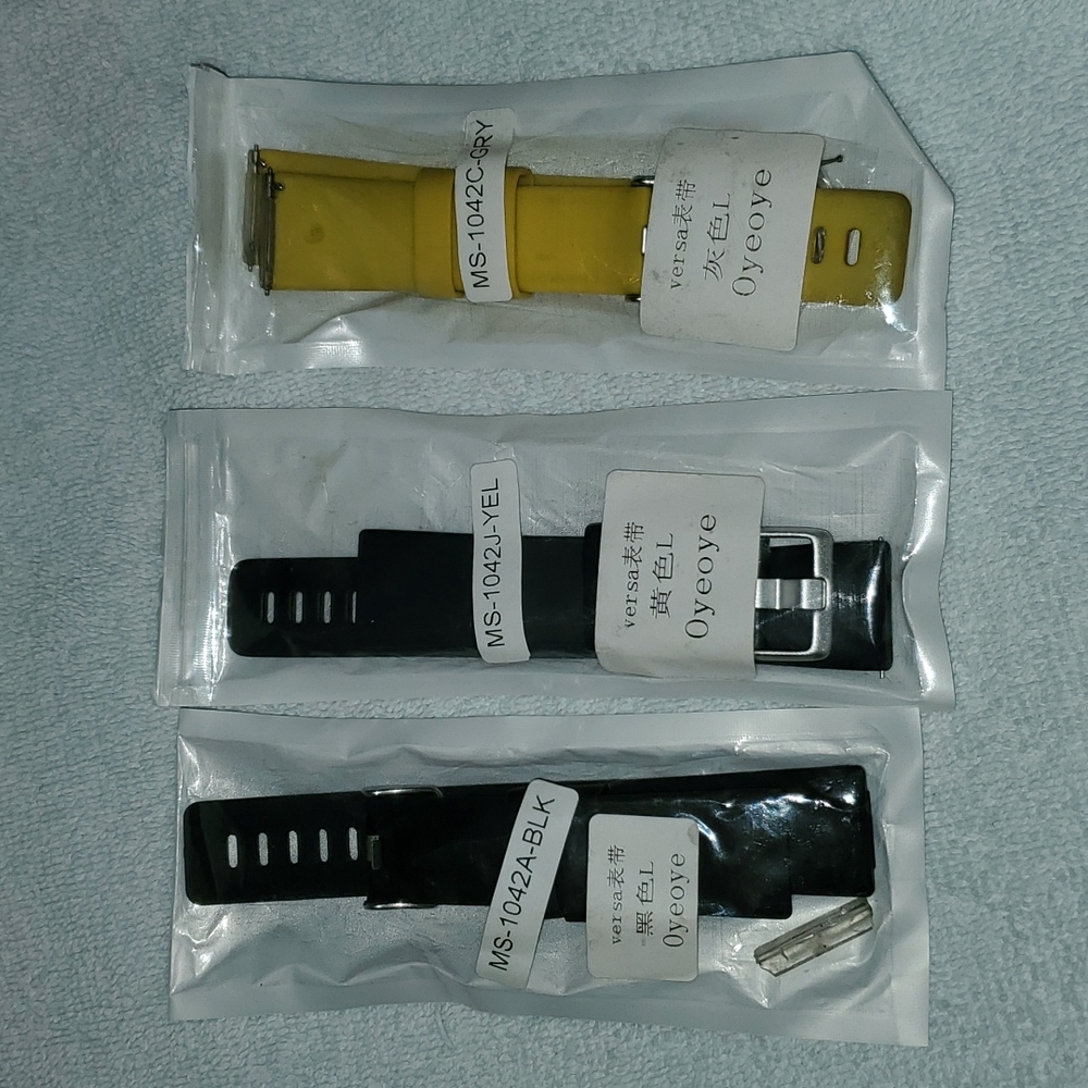Extra pieces bands for fit bit!